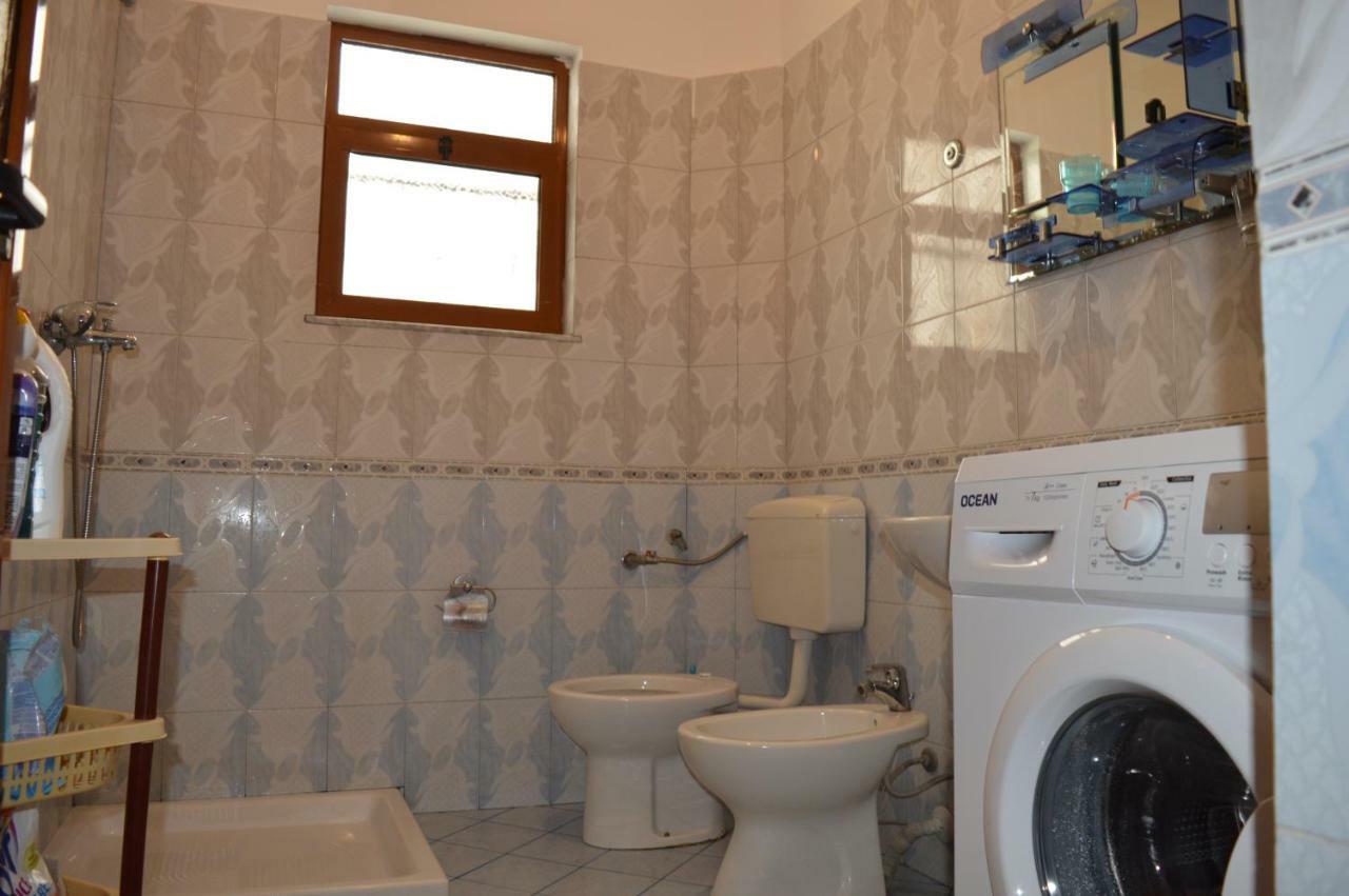 Villa Ajla Durrës 외부 사진